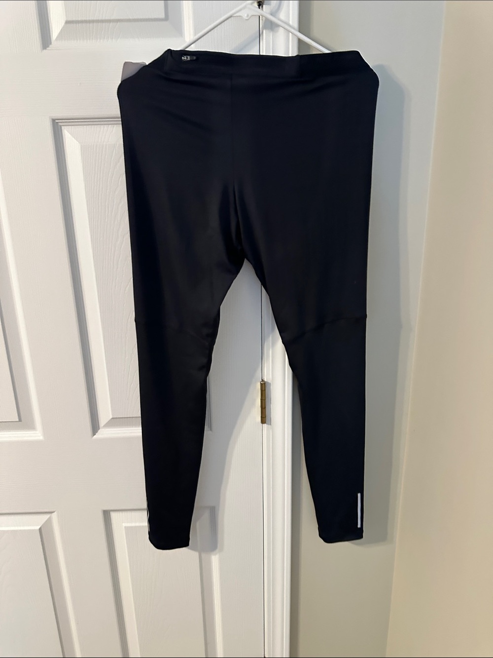 Nike Black Compression Running Training Tights with Silver Swoosh - Picture 6 of 6
